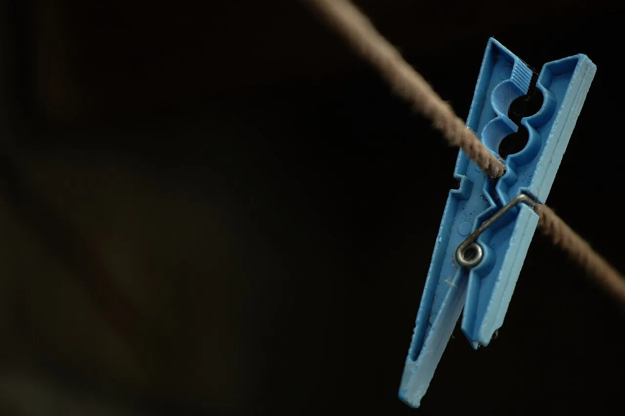 Earthing clamp shall it be Ex or not?