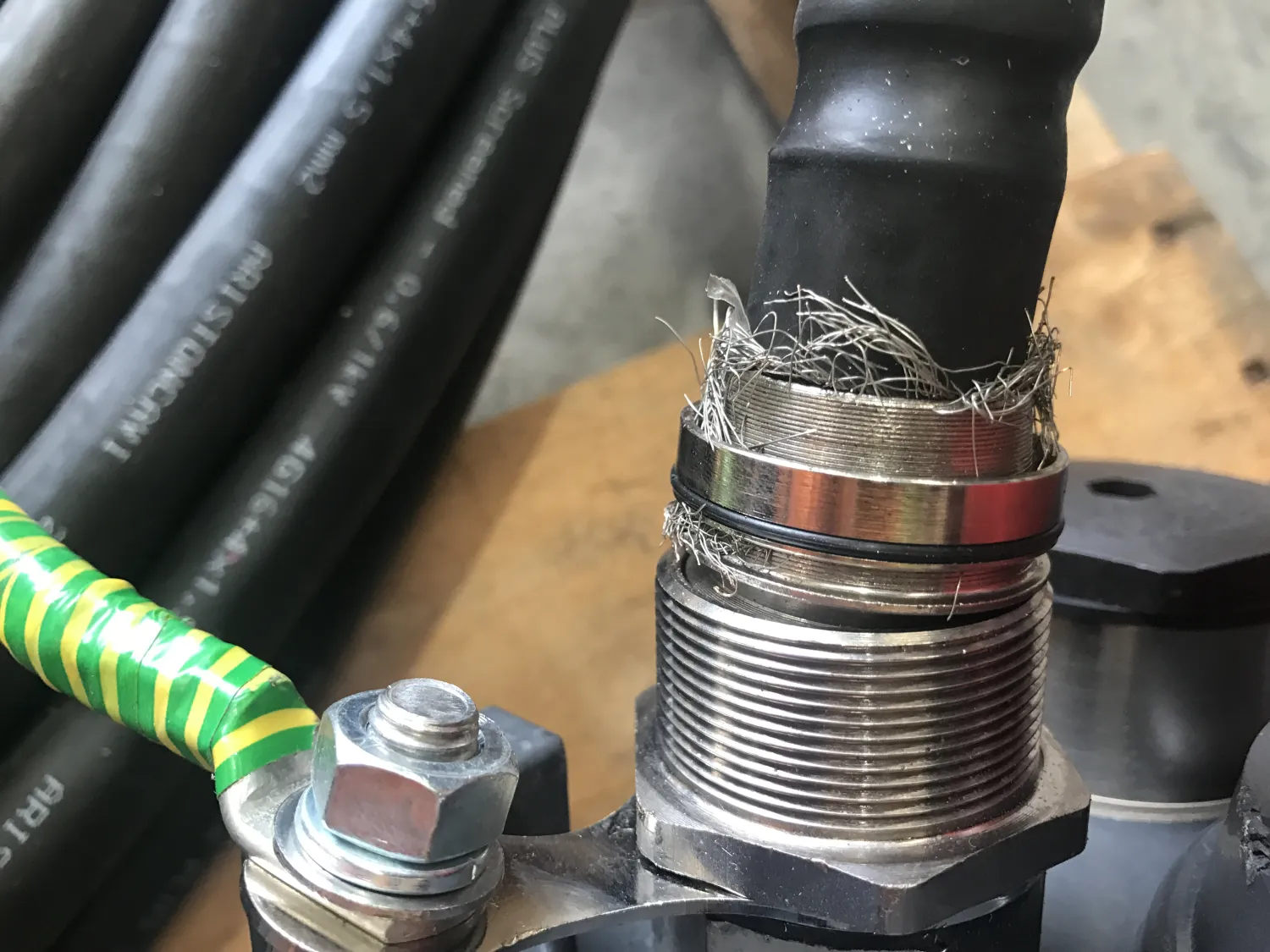 cold flow vs cable glanding